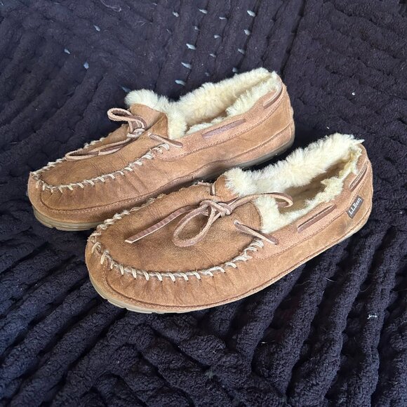 L.L. Bean Faux Fur Lined Men's/Unisex M9/W11 Moccasin Slippers - Picture 2 of 6